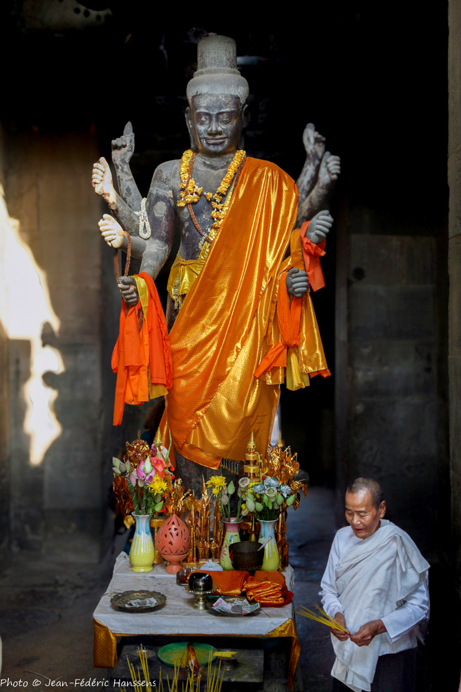 <p>Cambodge, Bouddha à Angkor</p>